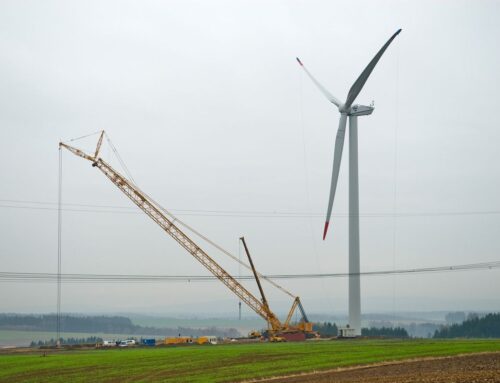 Česko zítra zveřejní plán akceleračních zón. Budou pro větrníky a soláry o výkonu tří gigawattů, potvrdil Turek