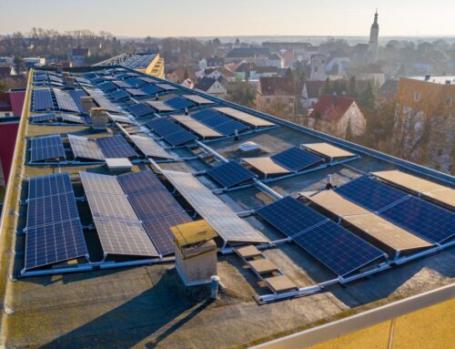 Podrobný návod, jak na soláry na panelácích: změřit spotřebu a připravit se na spoustu otázek