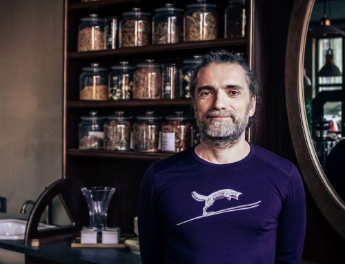 Kvůli energetické krizi nám ceny PET zvyšují náklady o stamiliony korun, uvádí majitel Kofoly