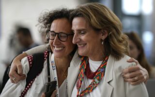 Budoucí evropská komisařka Teresa Riberaová (vpravo), ještě jako vicepremiérka Španělska na klimatické konferenci COP28 v roce 2023. Foto: ČTK