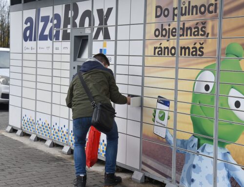 Výdejní boxy patří dovnitř nebo do fasády, říká Praha. Fenomén posledních let krotí i další města