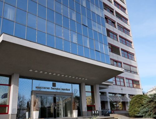 „Zelené“ odbory chce škrtat i ministerstvo financí, nejen Petr Macinka na životním prostředí