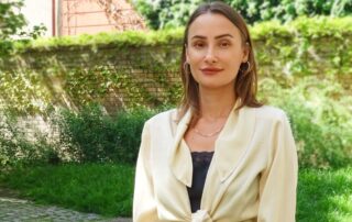 Aneta Kožuszniková je externí konzultantkou ESG strategie pro skupinu Central European Media Enterprises, kam patří mimo jiné TV Nova. Foto: Darina Strnadová, Ekonews