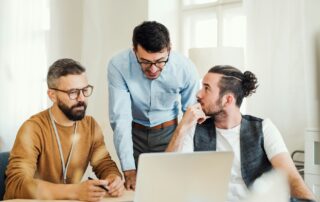 Většina českých firem vytvořila pro reportování ESG specializované týmy. Ilustrační foto: Getty Images