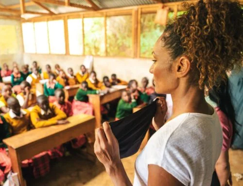 Do Afriky vozí menstruační kalhotky. Pro Masajky mají cenu zlata a pomalu se mezi nimi dědí, říká Lejla Abbasová