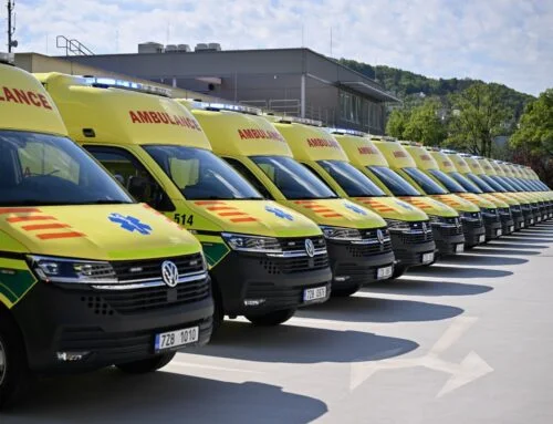 Se stoupajícím horkem roste počet výjezdů záchranky. Nejohroženější jsou děti a dospívající