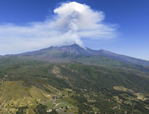 Evropské sopky v Itálii a na Islandu jsou stále aktivnější. Jak jejich erupce ovlivňují klimatickou změnu?