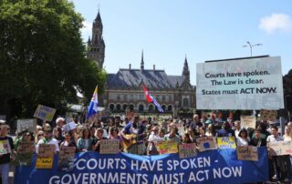 Mezinárodní soud v Haagu ve středu 23. července rozhodl, že státy mají povinnost chránit své občany před škodami způsobenými klimatickou změnou. Foto: ČTK / AP / Peter Dejong