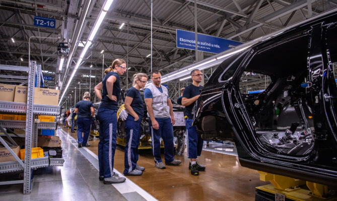 Nošovická továrna Hyundai Motor Manufacturing Czech ročně zaměstnává přes tři tisíce lidí. Foto: Kateřina Hefler, Ekonews