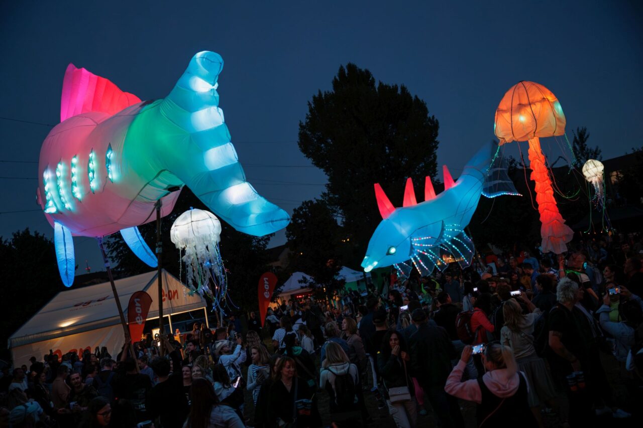 Na Ekofestivalu společnosti E.ON byla k vidění rovněž světelná show. Foto: E.ON
