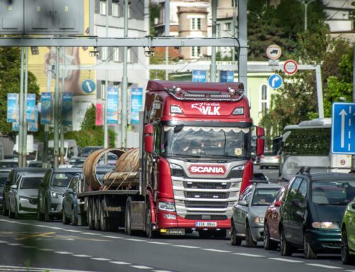 Praha přemýšlí, jak omezit příliv aut do centra. Za pár let přestane plnit některé limity na znečištění ovzduší