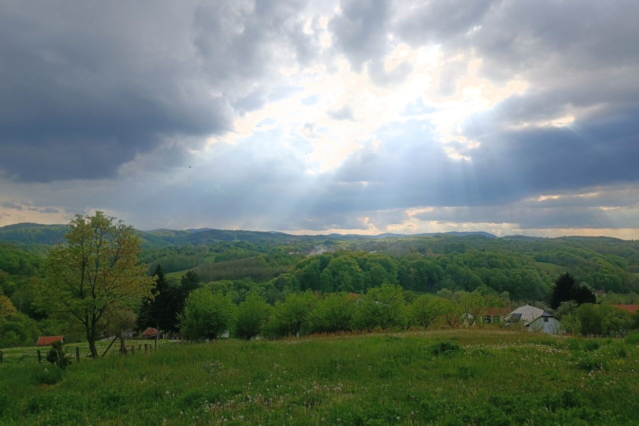 Mezi hlavní důvody odpůrců lithiového dolu patří obavy o životní prostředí a dopad na živobytí obyvatel údolí Jadar, z nichž mnozí pracují v zemědělství. Foto: Nina Djukanović