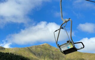 Lanovky jsou součástí lyžařského střediska Corno alle Scale v toskánsko-emiliánských Apeninách. Foto: Michael Martinelli, Unsplash