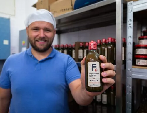 Co se zbytky rajčatových slupek, česneku a zázvoru? Ve Fermatu je nevyhazují, ale suší