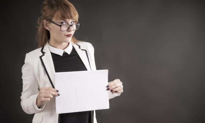 Kvůli osekané směrnici o nefinančním reportingu mají banky problém se získáváním dat. Ilustrační foto: Pixabay