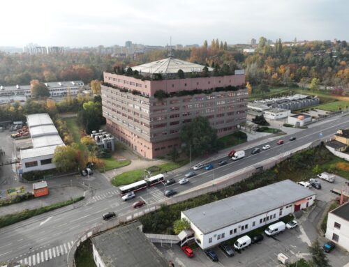 Budovu Sazky nezbořili, ale rozebrali. Cirkulární přístup ve stavebnictví šetří materiál i emise