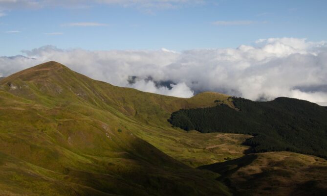 Corno alle Scale sahá do výšky 1945 metrů nad mořem a nachází se asi sto kilometrů severně od Florencie. Foto: Enrico Partemi