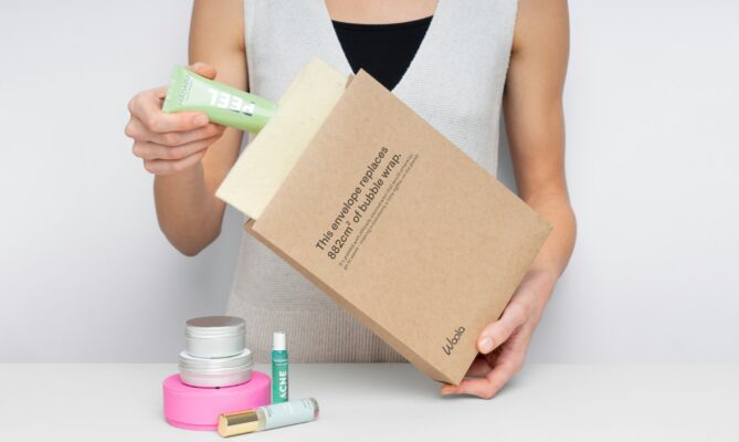 Výrobci se budou muset snažit o to, aby jejich obaly byly recyklovatelné. Foto: Woola Packaging, Unsplash