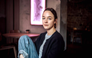 Denisa Barešová je stálou členkou souboru Národního divadla a působí ve Švandově a Dejvickém divadle. Foto: Kateřina Hefler