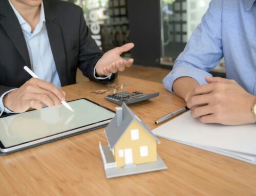 ECB upozorňuje banky: Pozor na klimatická rizika související s pojištěním nemovitostí, kterými jistíte úvěry