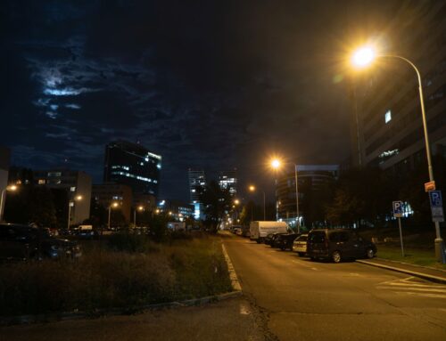 Petenti zvítězili. Svítit se v Praze bude víc jen na místech se zvýšenou dopravou a kriminalitou