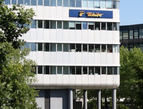 Tchibo chce do roku 2027 kávu pěstovat odpovědně. Slibuje lepší podmínky farmářů a podporu udržitelného zemědělství