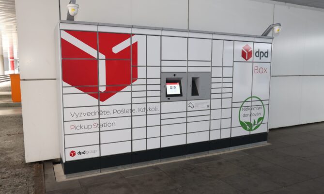 Kolečko ze zeleným lístkem a nápisem postupně z DPD výdejních boxů mizí. Foto: poskytnuto DPD