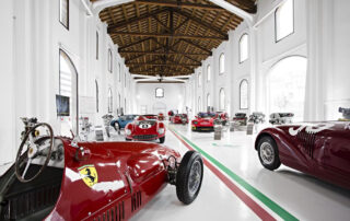 Muzeum automobilky Ferrari v Modeně se také započítává do její uhlíkové stopy. Foto: poskytnuto automobilkou Ferarri