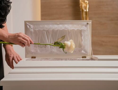 Skotsko legalizovalo vodní kremaci. Češi by po vzoru Němců mohli upřednostnit kompostování ostatků