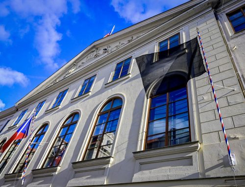 Dezinformace o klimatu dostanou na půdě Poslanecké sněmovny opět zelenou