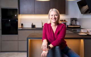 „Z našich statistik, analýz a průzkumů víme, že nedostatek sebevědomí je u žen jednou z hlavních příčin, proč se nehlásí na nově interně otevírané pozice,“ uvádí Eva Malá Beluská. Foto: poskytnuto společností IKEA