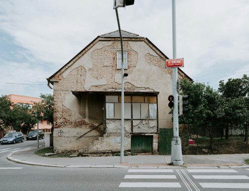 Chtěla dotaci z Nové zelené úsporám, místo toho řeší desetitisíce navíc kvůli poradci