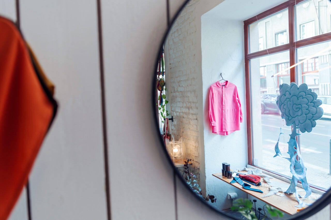 Showroom značky Luft se nachází na jedné z nejrušnějších ulic pražské Letné - ve Veletržní. Foto: Kateřina Hefler, Ekonews