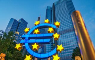 Přechod na bezemisní ekonomiku je pro státry Evropské unie finančně udržitelný. Ilustrační foto: Masood Aslami, Unsplash