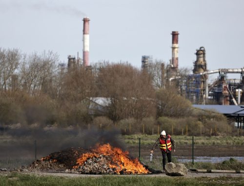Nemůžeme se zavázat k tomu, že do roku 2050 budeme bezemisní. Nejde to, tvrdí TotalEnergies v aktuálním reportu