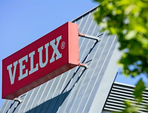 Výrobce oken Velux má 99 procent dřeva z certifikovaných zdrojů, téměř žádný odpad nejde na skládky