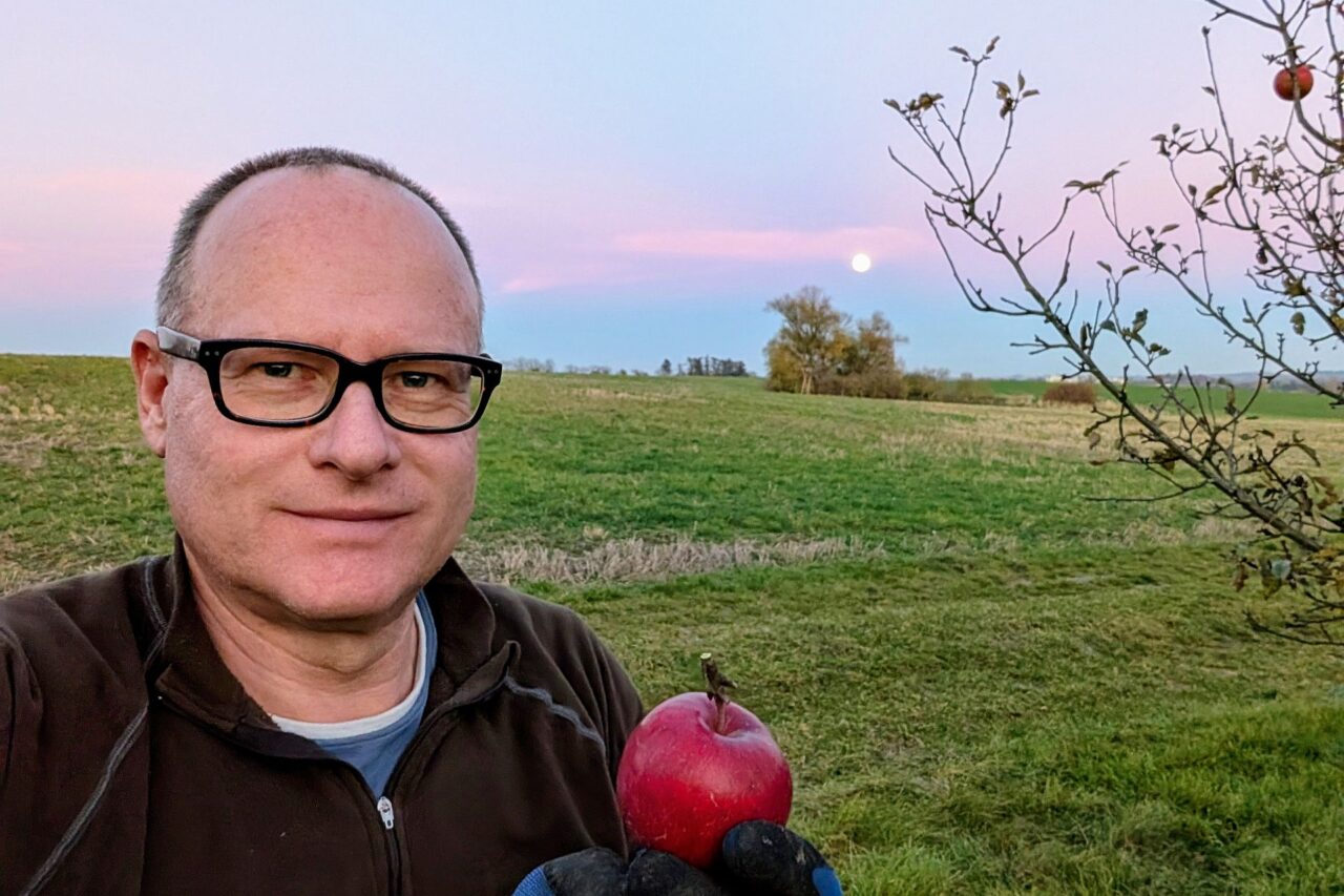 Petr Polák se v české farmaceutické firmě věnuje podnikové ekologii a zajištění bezpečného pracovního prostředí ve výrobních závodech. Foto: poskytnuto Petrem Polákem