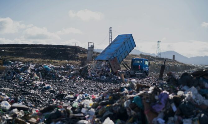 Skládky patří mezi největší zdroje metanu vytvořené lidmi. Foto: Getty Images