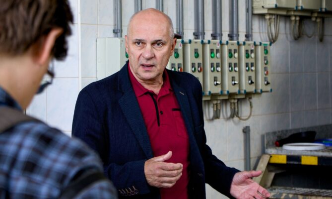 Starosta Milan Kazda se snaží najít cestu, jak naložit s místní bioplynkou po skončení provozní podpory ze strany státu. Foto: Karolína Chlumecká, Ekonews