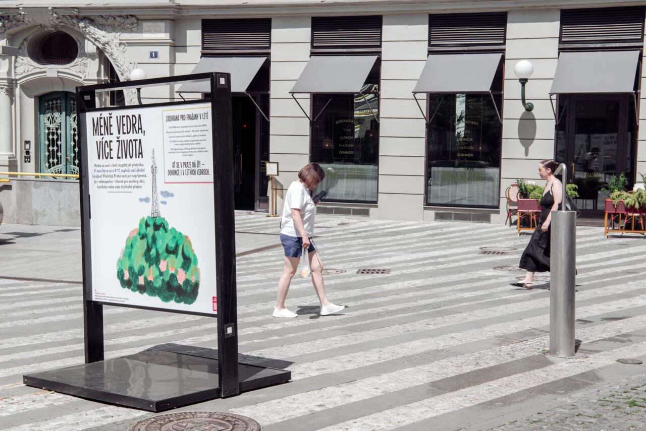 Praha připravuje interaktivní mapu ochlazovací infrastruktury, která ukáže všechna pítka, mlžítka, fontány nebo místa pro přírodní koupání. Foto: Kateřina Hefler, Ekonews