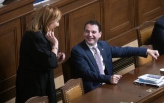 Motorista Petr Macinka odbor udržitelnosti ještě za svého působení na ministerstvu životního prostředí zrušil, ministryně financí Alena Schillerová ne. Zatím. Foto: ČTK