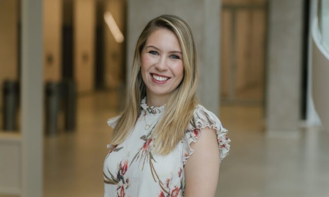 Expertka na udržitelnost a ESG reporting v poradenské společnosti Deloitte Tereza Pázmány. Foto: poskytnuto společností Deloitte
