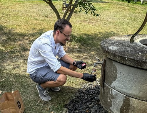 Testujte si vodu z kohoutku na „věčné chemikálie“, nabádá lidi ajťák z Brandýsa. Vadí mu pasivita státu