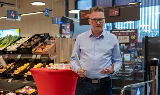 Vedoucí stavebního oddělení Penny Václav Šíma se nyní v obchodním řetězci soustředí hlavně na dřevostavby. Foto: poskytnuto společností Penny