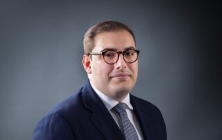 Matteo Squeo je italský právník působící v Bruselu, který se specializuje na regulační právo EU se zvláštním zaměřením na udržitelnost, regulaci výrobků, oběhové hospodářství a greenwashing. Foto: poskytnuto Matteem Squeo
