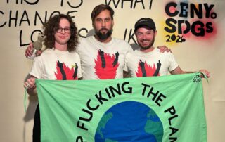 Tým Asociace pro mezinárodní otázky získal cenu SDGs v kategorii Změna klimatu a ochrana přírody (zleva Lucia Vilimovská, Vojtěch Pecka, Tomáš Jungwirth Březovský). Foto: poskytnuto A-CSR