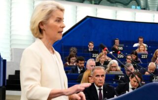 Kanadský premiér Mark Carney se 16. září 2026 zúčastnil projevu předsedkyně Evropské komise Ursuly von der Leyenové o stavu Evropské unie v Evropském parlamentu ve Štrasburku. Foto: ČTK