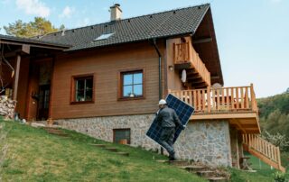 Fotovoltaická elektrárna dává mnohem větší smysl, pokud je součástí propojeného chytrého systému. Ilustrační foto: Getty Images