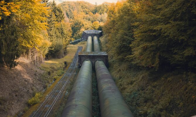 Zástupci plynárenského průmyslu tvrdí, že úniky metanu z infrastruktury jsou minimální. Ilustrační foto: Quinten de Graaf, Unsplash